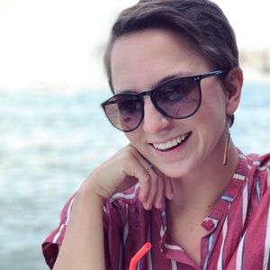 Meet your Posher, Olivia